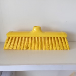 Balai 1/2 dur couleur jaune  gamme alimentaire 29cm (PCB6)
